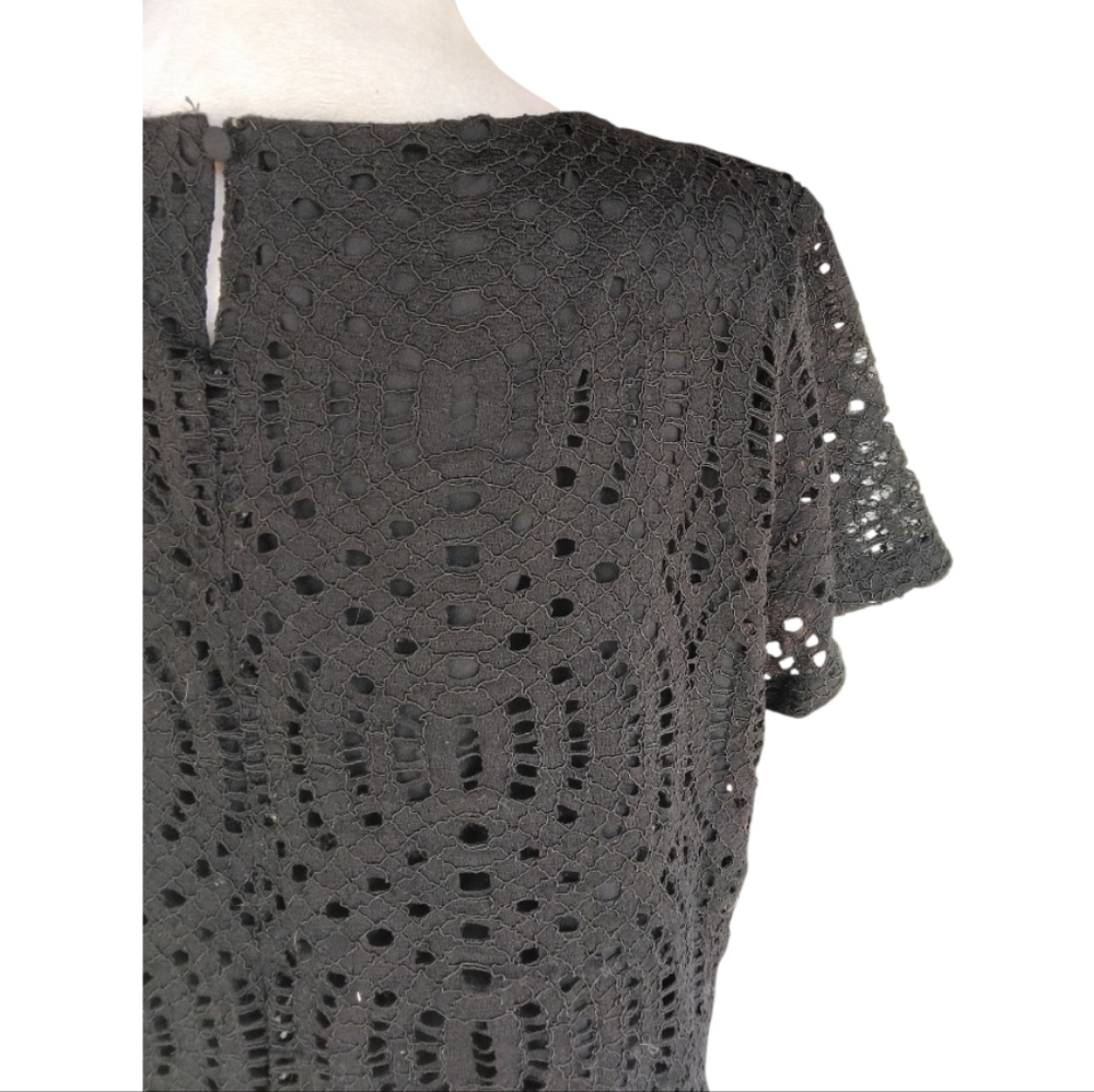 J. Crew Black All Over Eyelet Detail Blouse Top Keyhole In Back Size 8 - Picture 5 of 7